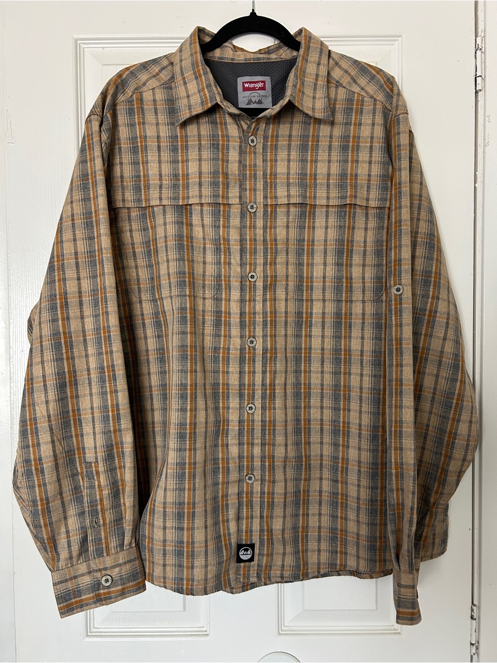 Men’s wrangler plaid shirt XL